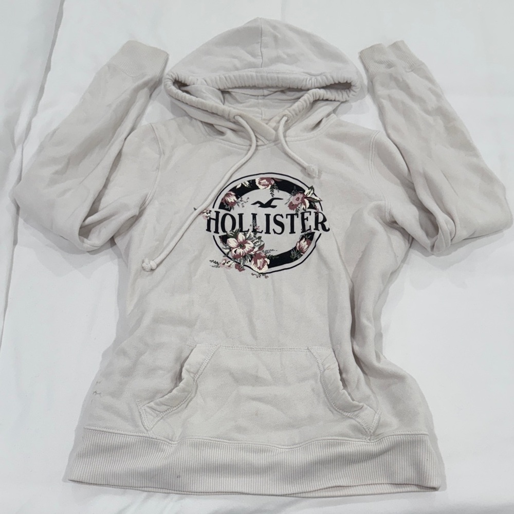 Hollister Women's Off-White Floral Hoodie